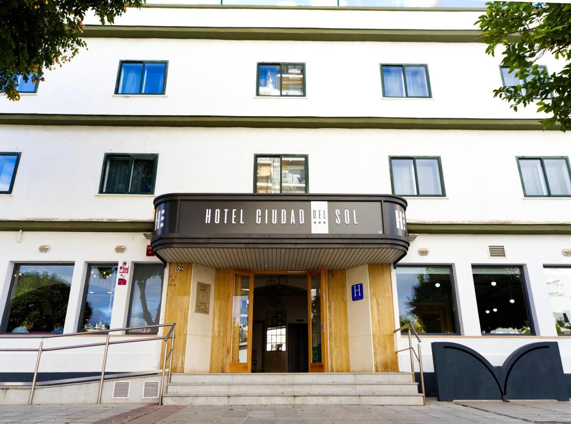 Hotel Ciudad Del Sol Écija Εξωτερικό φωτογραφία